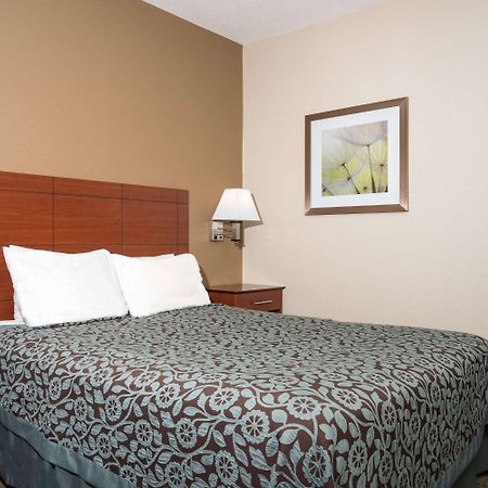 Days Inn By Wyndham Mankato Εξωτερικό φωτογραφία