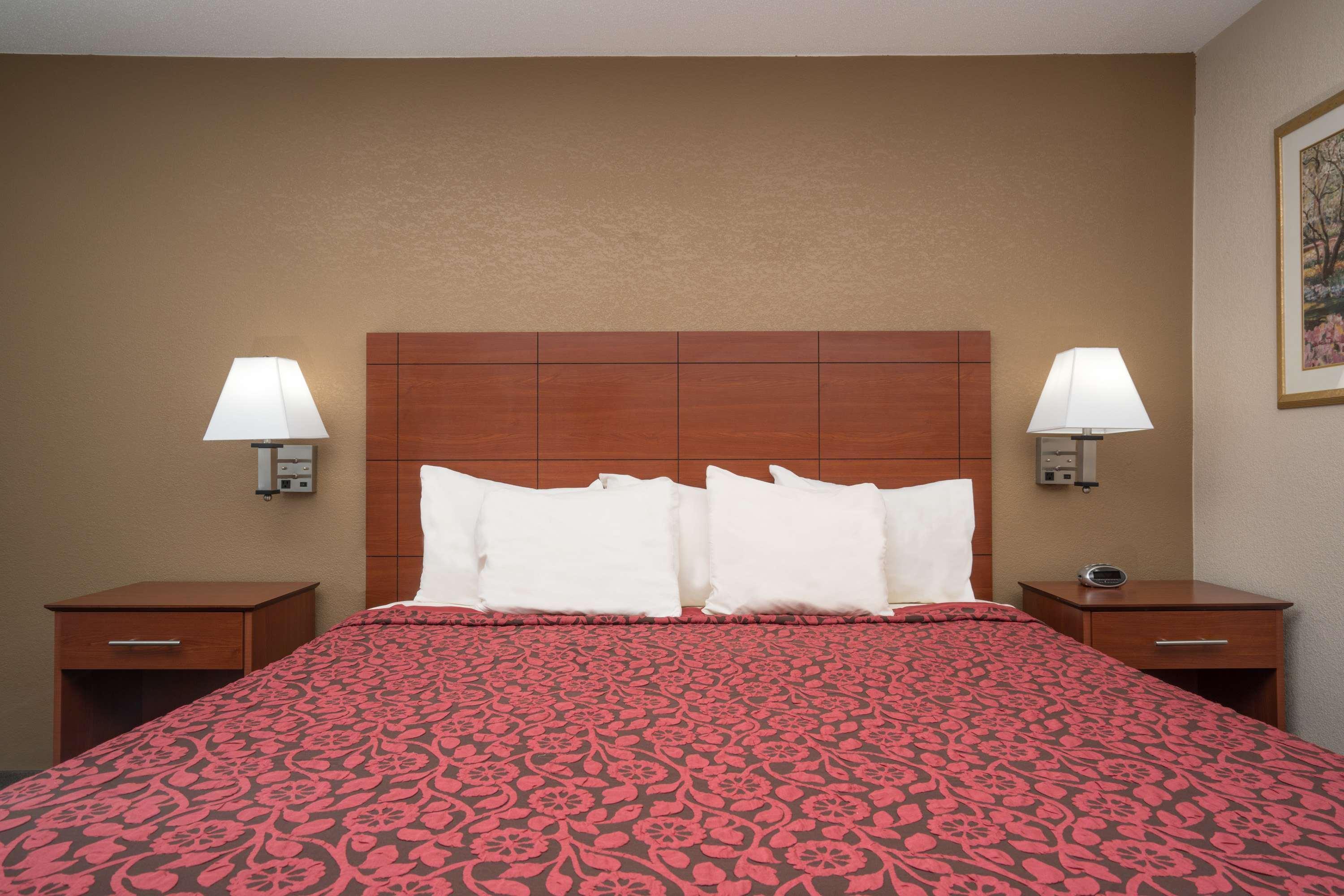Days Inn By Wyndham Mankato Εξωτερικό φωτογραφία
