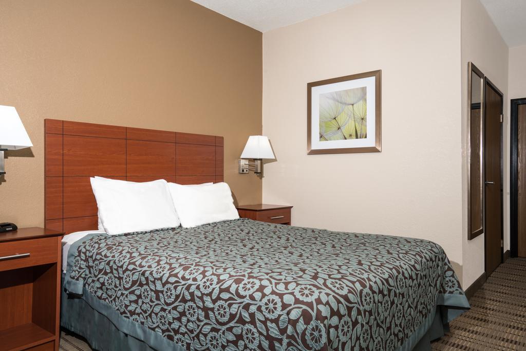 Days Inn By Wyndham Mankato Εξωτερικό φωτογραφία