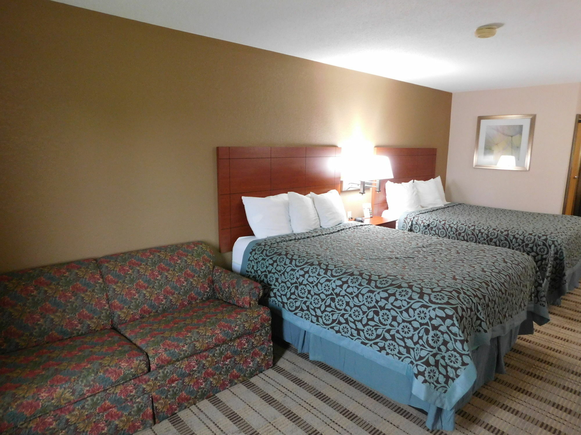 Days Inn By Wyndham Mankato Εξωτερικό φωτογραφία