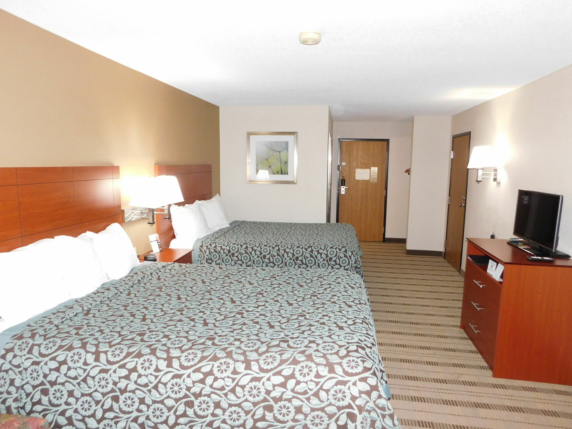 Days Inn By Wyndham Mankato Εξωτερικό φωτογραφία